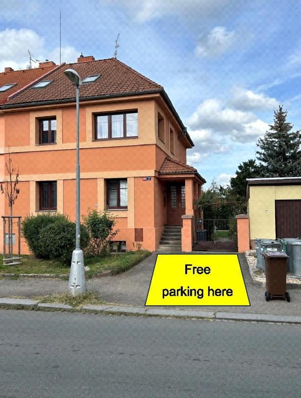 Apartmany U Kubiku Hradec Kralove Exterior foto