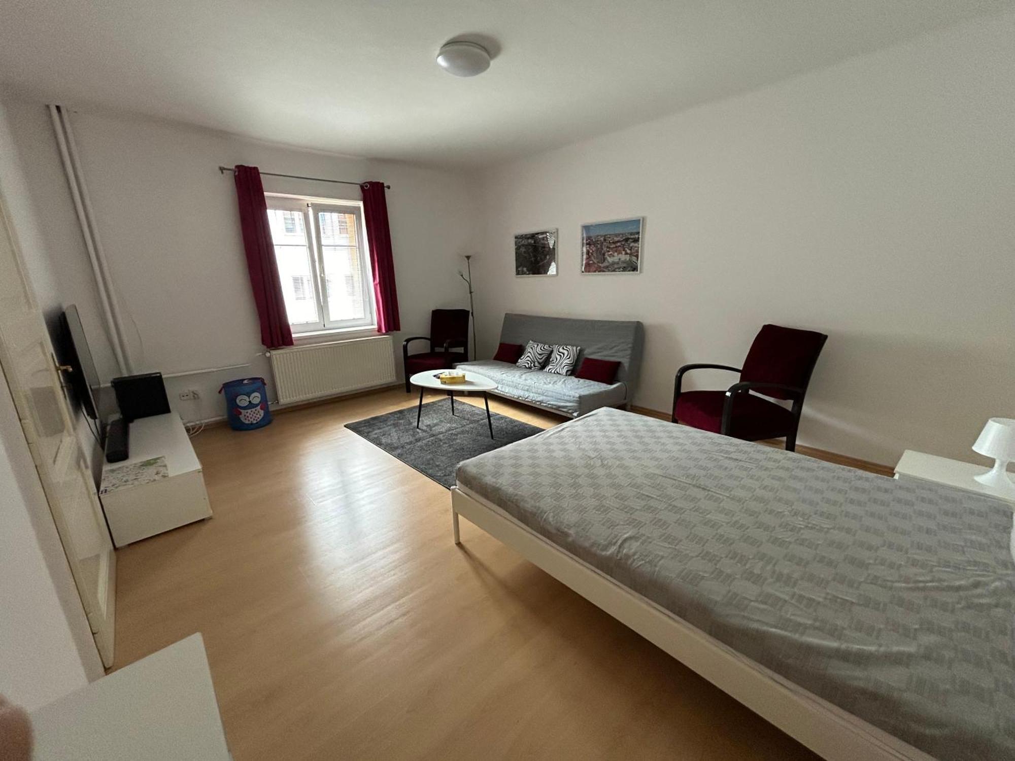Apartmany U Kubiku Hradec Kralove Exterior foto